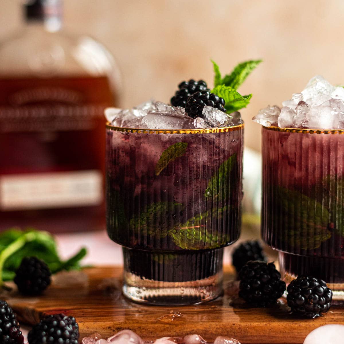 Fresh Blackberry Mint Julep - The G & M Kitchen